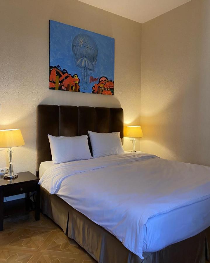 Hotel Vip Тбилиси Екстериор снимка
