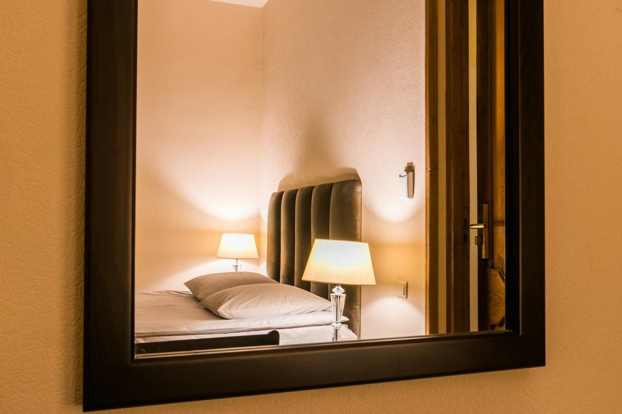 Hotel Vip Тбилиси Екстериор снимка