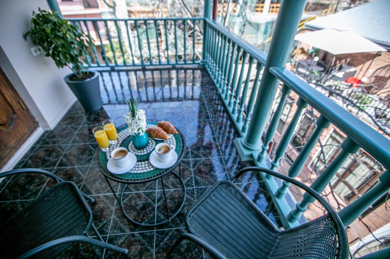 Hotel Vip Тбилиси Екстериор снимка